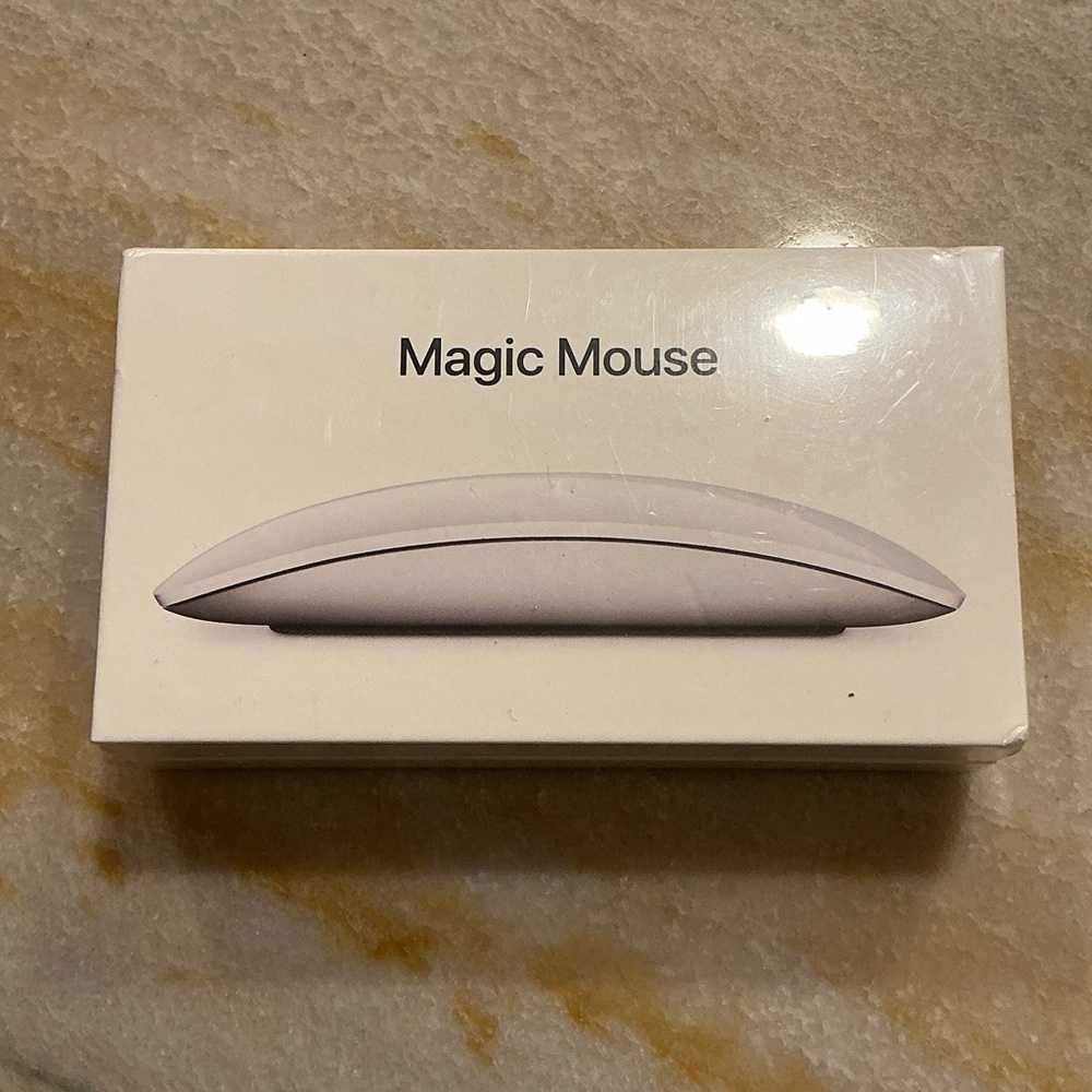 Apple Magic Mouse 2 (lightning port) in White
